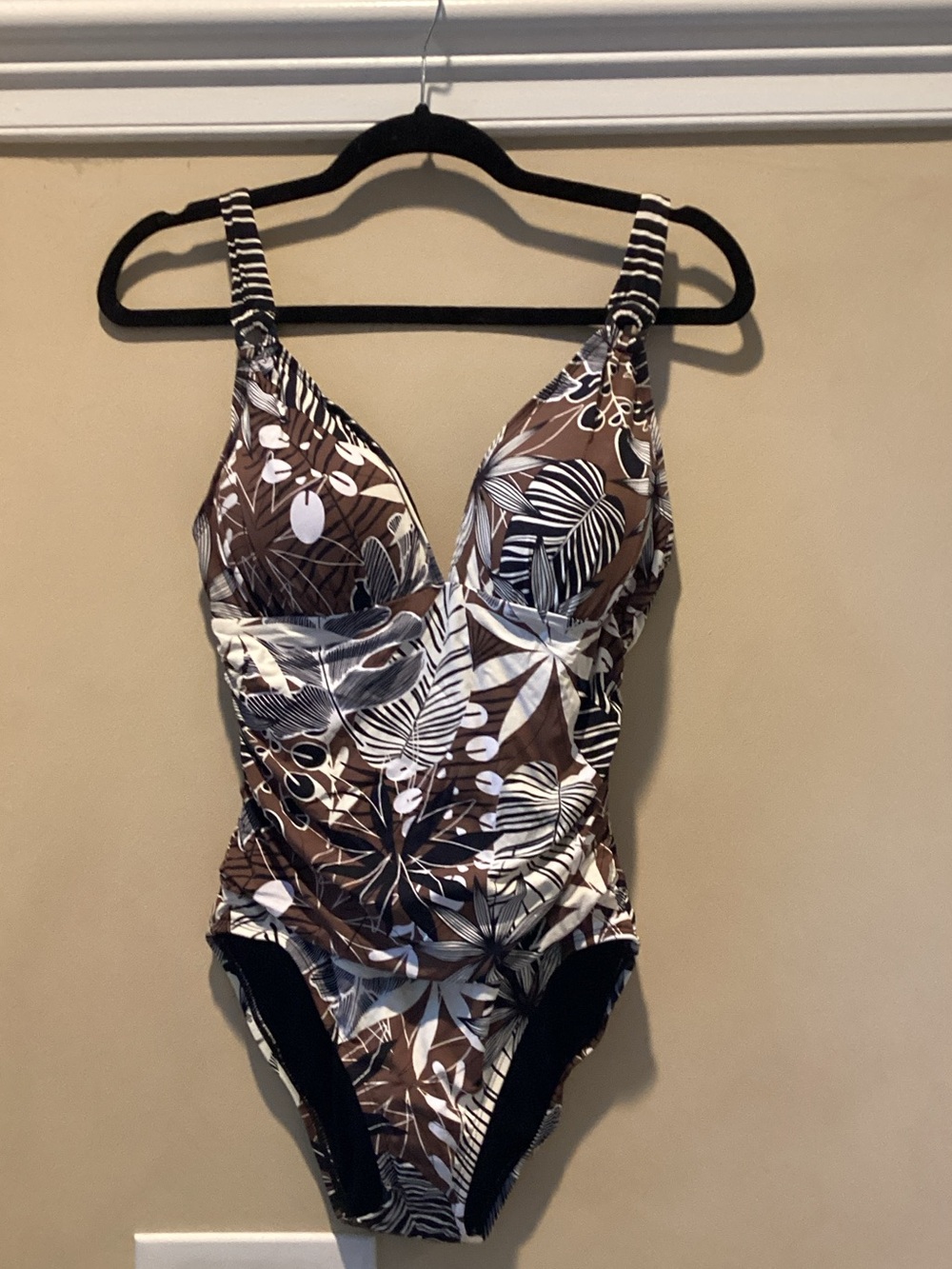 Bleu Rod Beattie Brown & White Tropical Print One-Piece Swimsuit